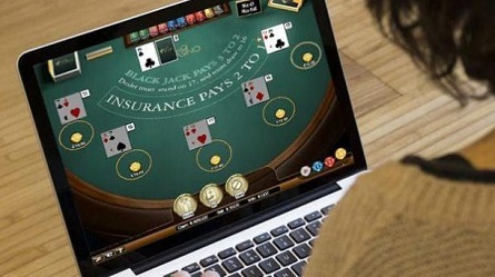 What is the Smartest Game to Play at a Casino?