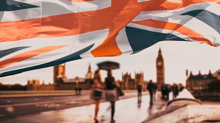 Betting scandal casts further shadow over Tory election campaign